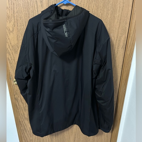 Arc'teryx Atom Insulated Hoody - Men’s Black XL - Picture 3 of 5